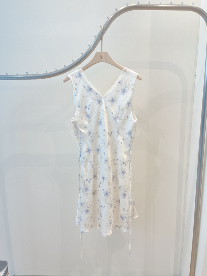 OVE韓國東大門代購女士新品人氣時尚26春夏推薦休閑連衣裙OVE連衣裙圖色1