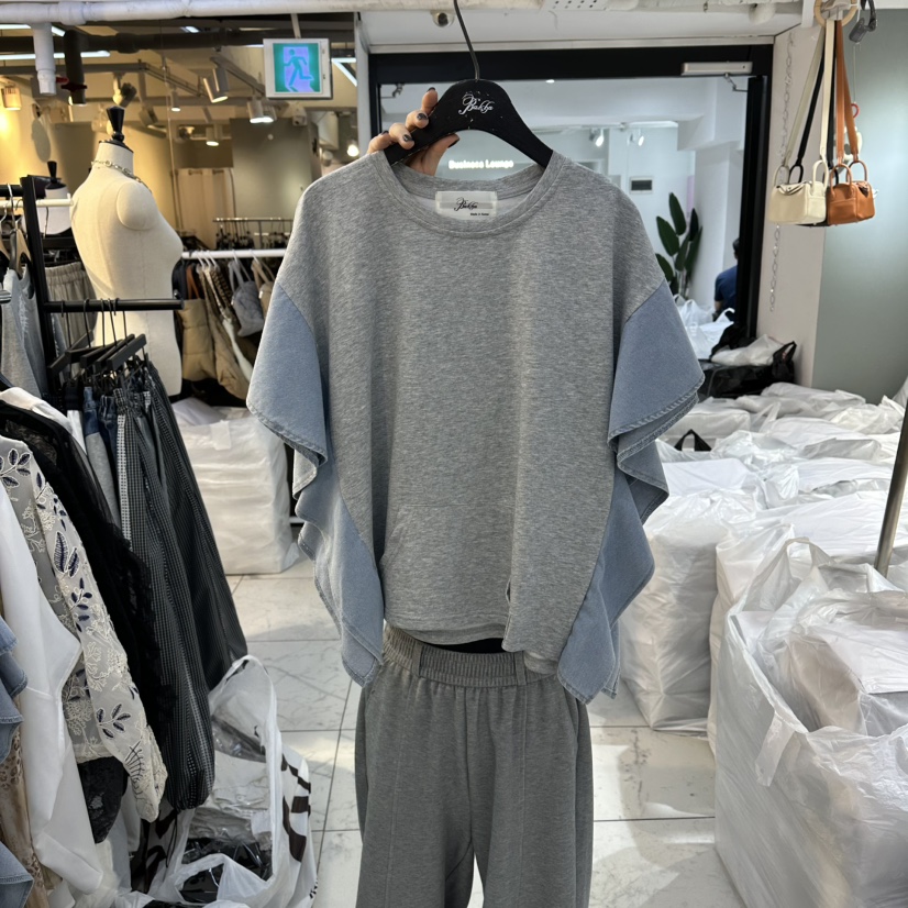 空韓國直郵女裝新品推薦時尚休閑熱賣人氣26春夏職業T恤空T恤圖色2