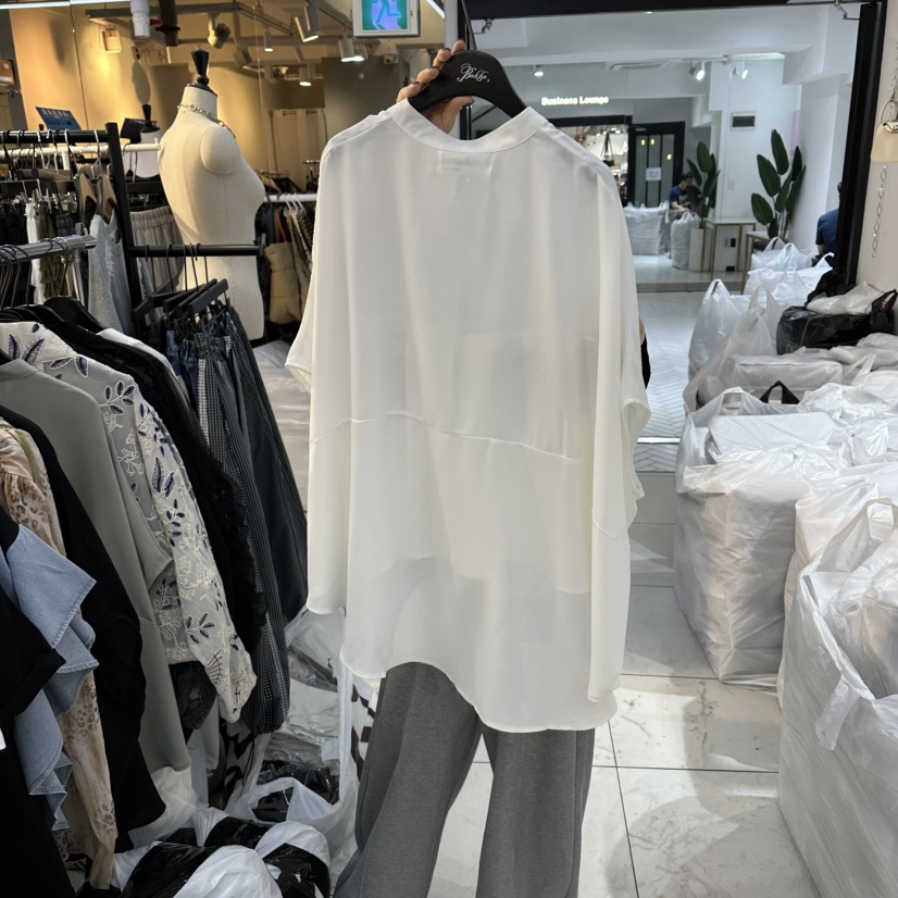 空韓國東大門直郵女裝新品熱賣職業人氣休閑推薦襯衫蕾絲衫空襯衫/蕾絲衫