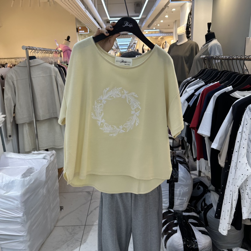 空韓國代購女裝新品職業人氣時尚休閑26春夏推薦熱賣T恤空T恤圖色2