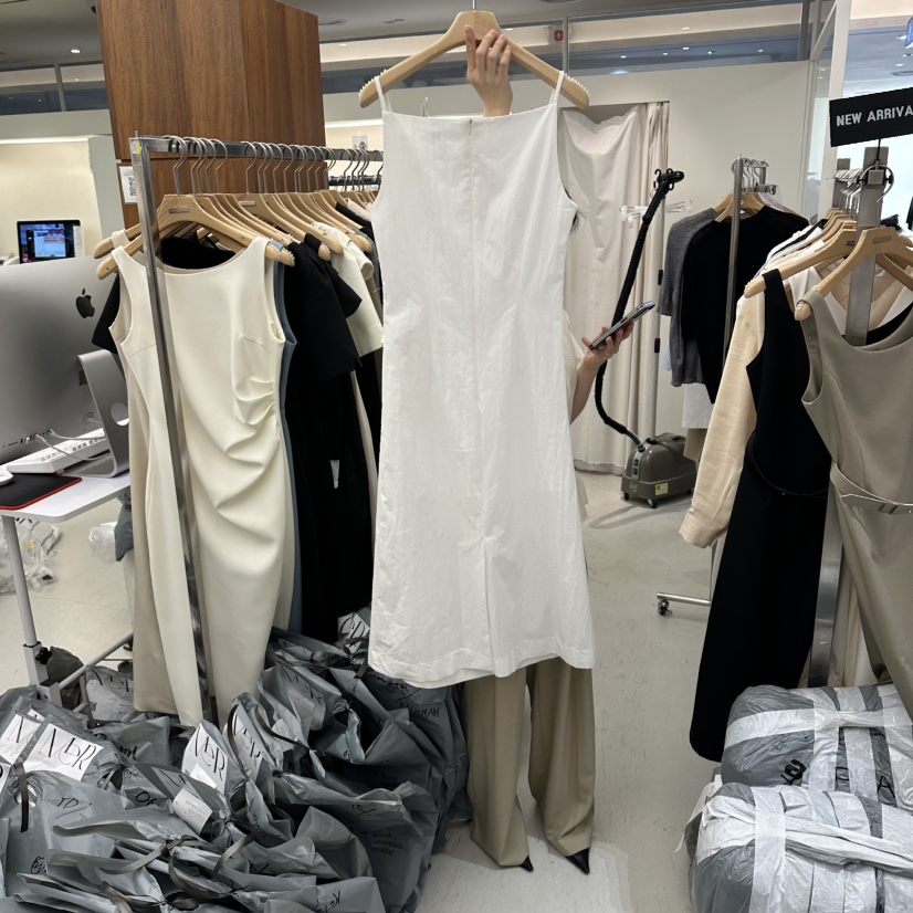 MER韓國直郵女士新品26春夏人氣推薦職業熱賣休閑時尚連衣裙MER/ANGELO BIANCO連衣裙