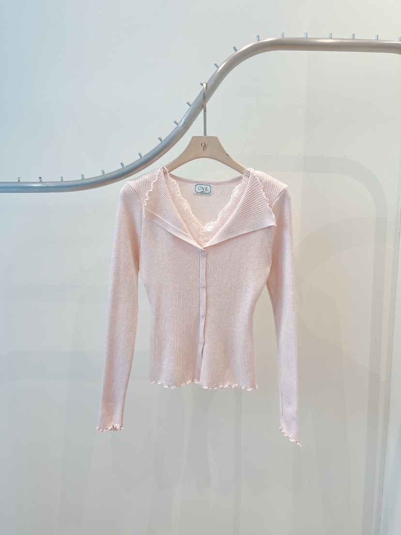 OVE韓國直郵實拍女士新款時尚人氣休閑推薦針織衫假兩件蕾絲OVE針織衫圖色2