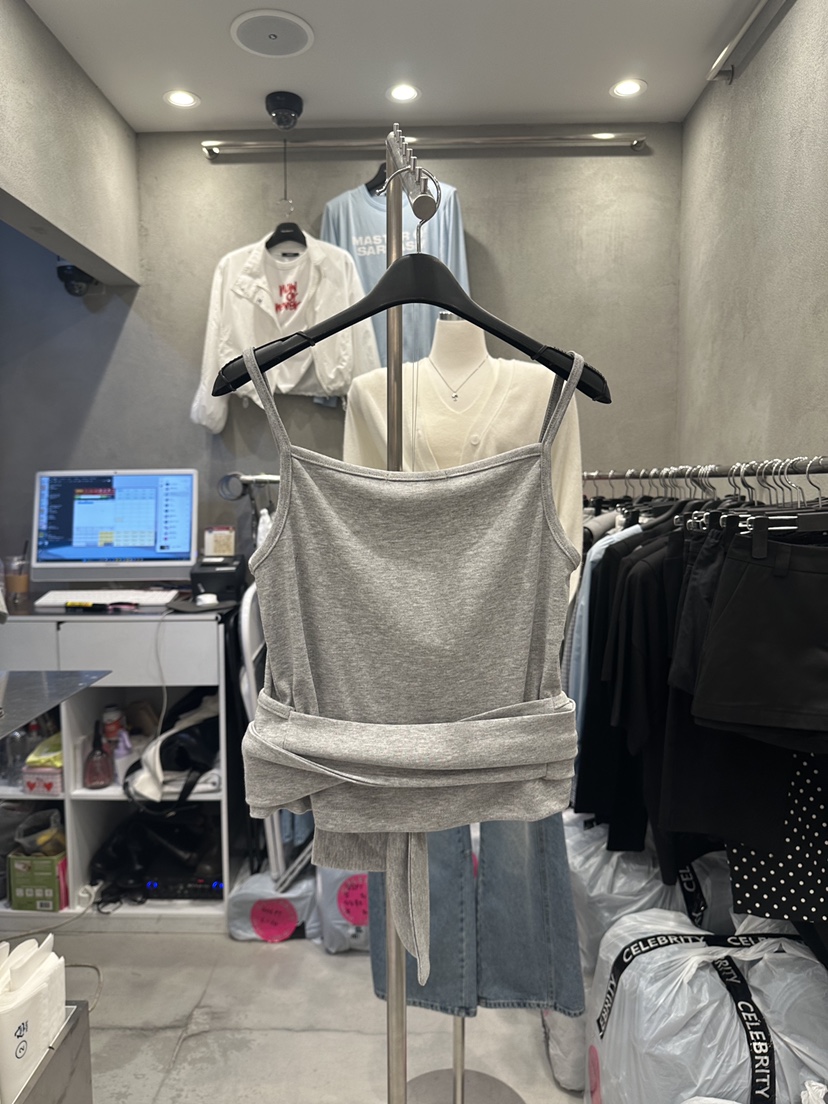 CELEBRITY-A韓國直郵女裝新品時尚熱賣推薦休閑吊帶背心CELEBRITY-A吊帶/背心