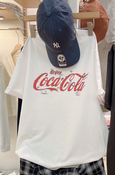 GLAD SOME韓國代購女士新款時尚26春夏職業人氣熱賣推薦T恤GLAD SOMET恤