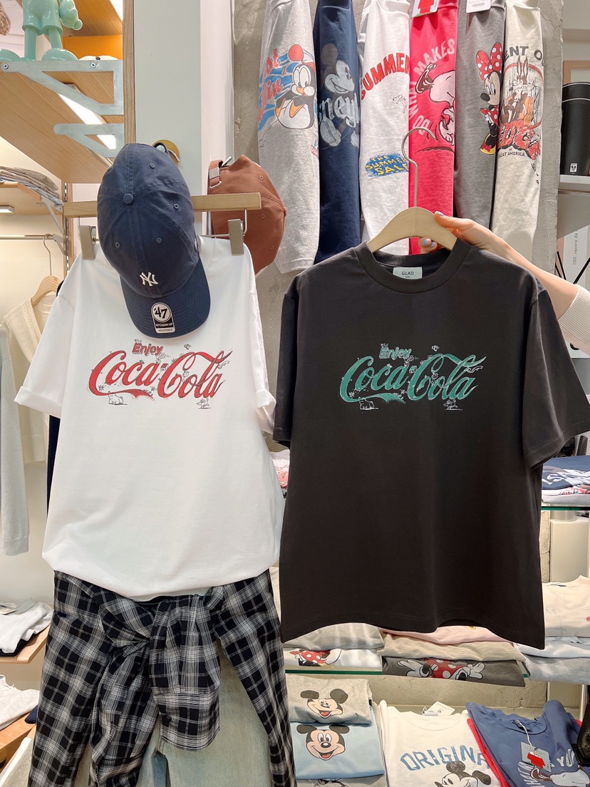 GLAD SOME韓國代購女士新款時尚26春夏職業人氣熱賣推薦T恤GLAD SOMET恤