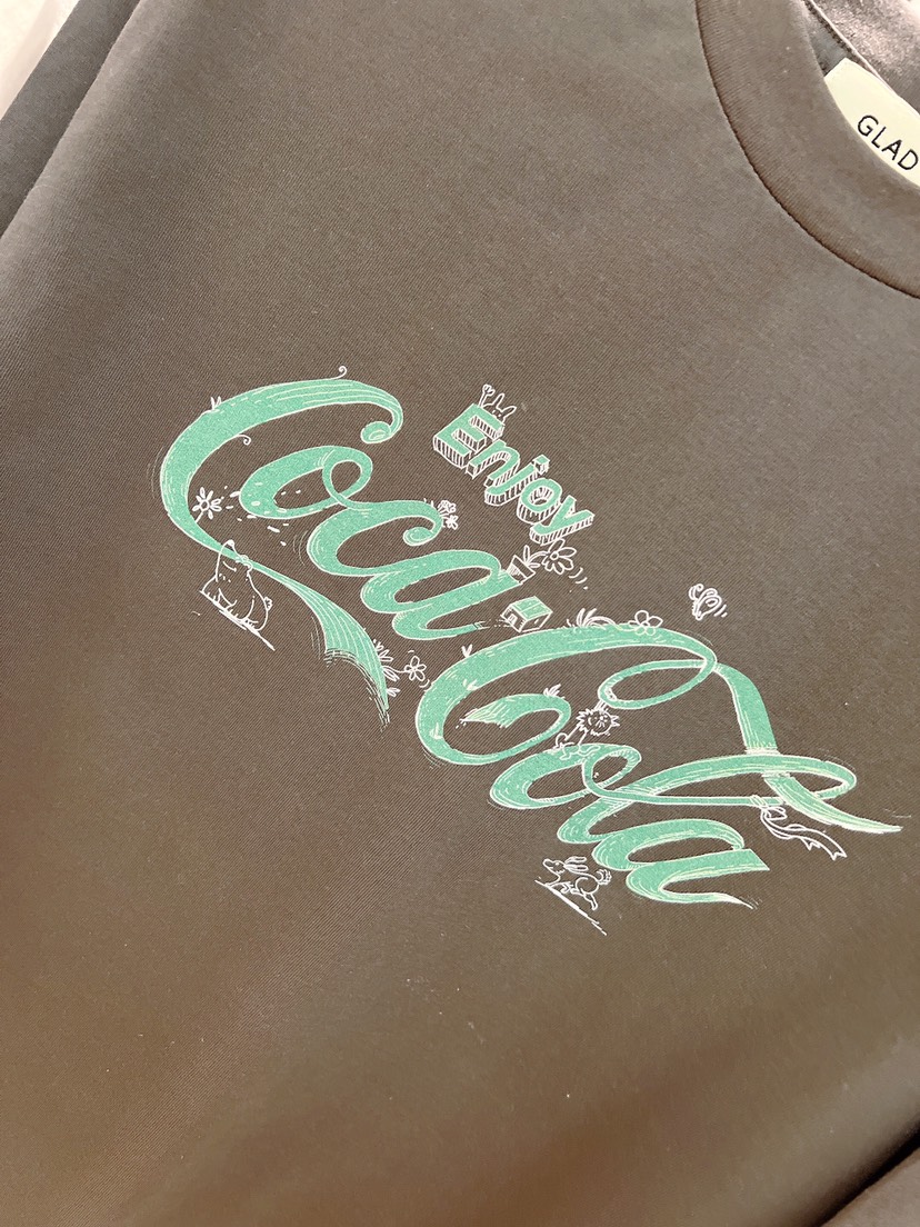 GLAD SOME韓國代購女士新款時尚26春夏職業人氣熱賣推薦T恤GLAD SOMET恤