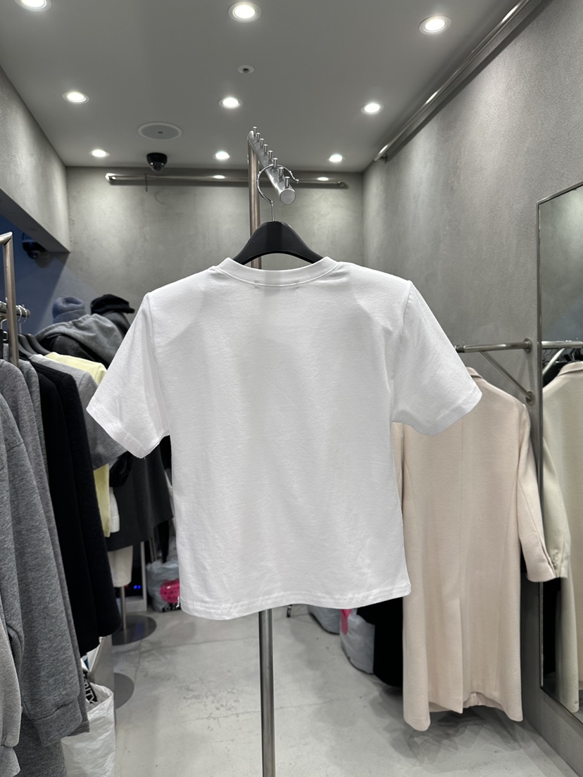 CELEBRITY-A韓國直郵實拍女裝新款人氣職業時尚26春夏T恤CELEBRITY-AT恤