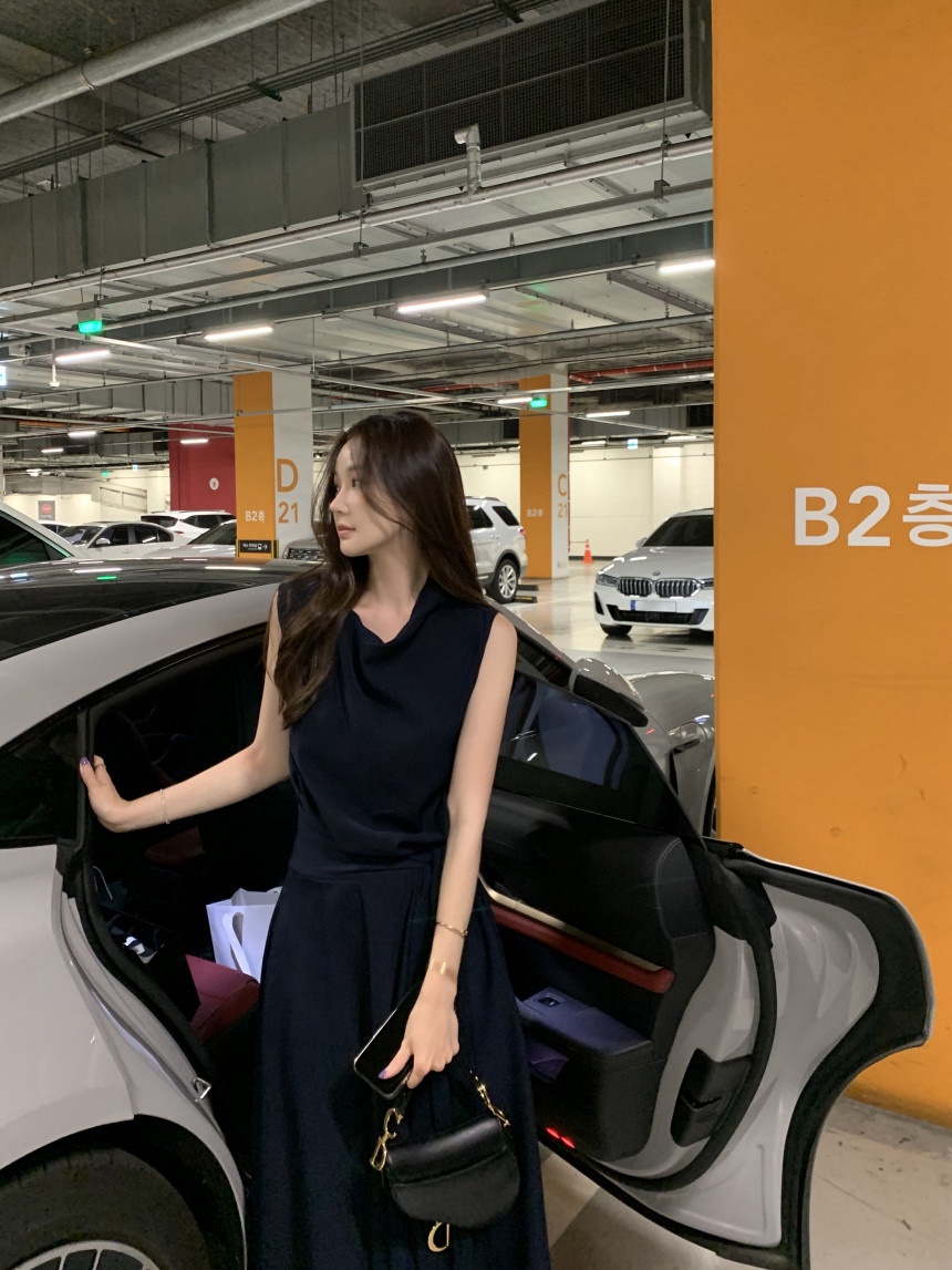 THE LOW韓國東大門直郵女士新款26春夏休閑熱賣人氣連衣裙THE LOW連衣裙