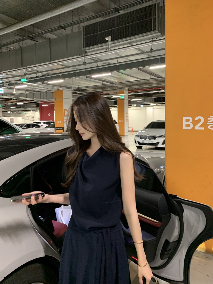 THE LOW韓國東大門直郵女士新款26春夏休閑熱賣人氣連衣裙THE LOW連衣裙