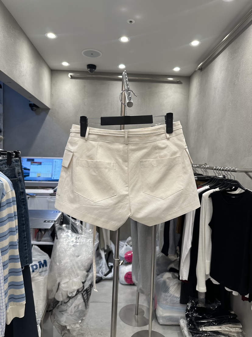 CELEBRITY-A韓國東大門直郵女裝新款職業熱賣推薦人氣短褲CELEBRITY-A短褲