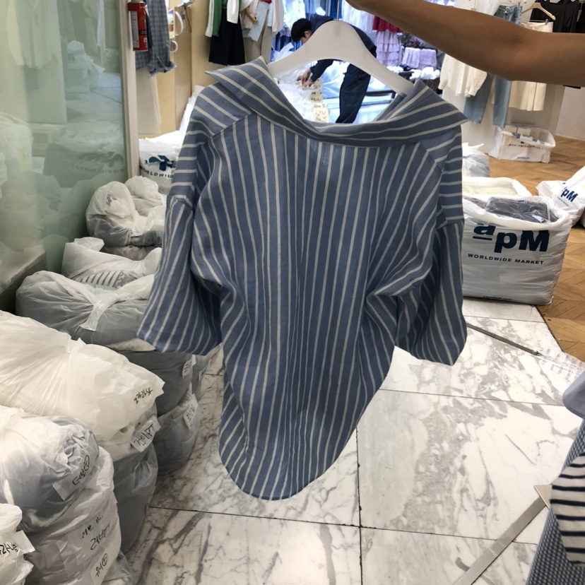 ALMOND韓國直郵女士新款時尚人氣推薦襯衫蕾絲衫亞麻燈籠ALMOND襯衫/蕾絲衫