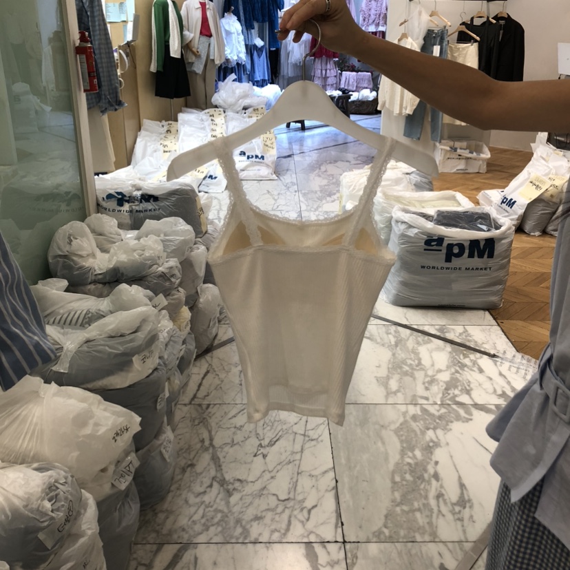 ALMOND韓國直郵實拍女士新品職業26春夏吊帶背心蕾絲紐扣ALMOND吊帶/背心