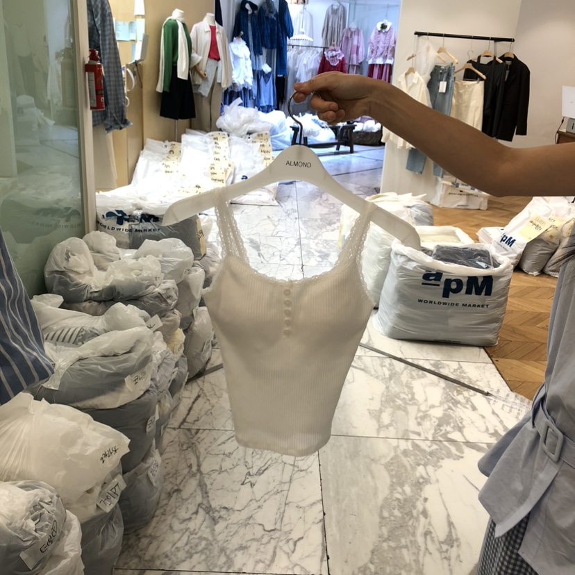 ALMOND韓國直郵實拍女士新品職業26春夏吊帶背心蕾絲紐扣ALMOND吊帶/背心圖色3