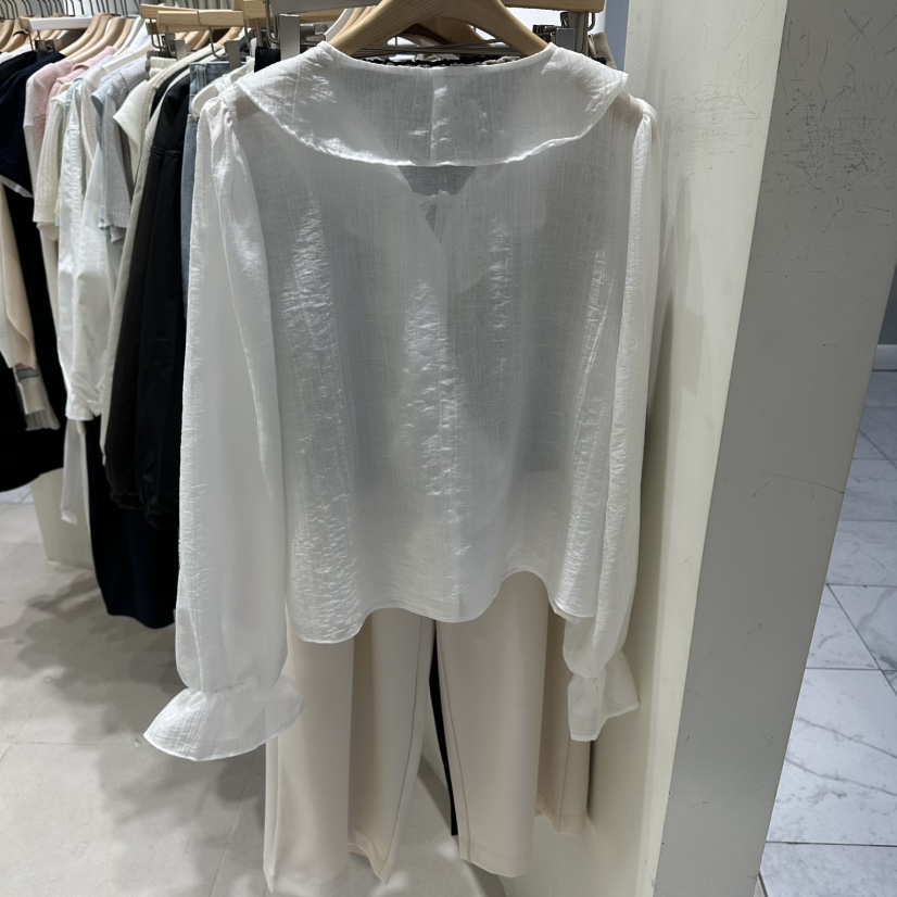 HARU-Q東大門直郵女士新品時尚真品職業熱賣休閑襯衫蕾絲衫HARU-Q襯衫/蕾絲衫