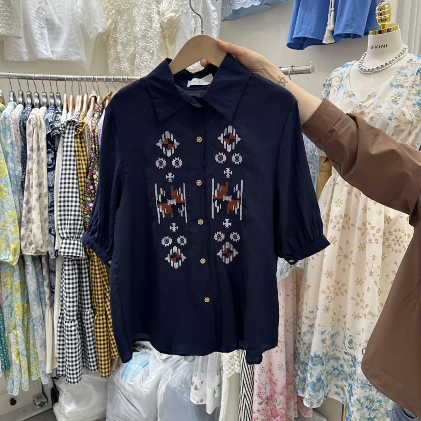 BIKINI東大門實拍女士新款推薦時尚職業休閑襯衫蕾絲衫刺繡BIKINI襯衫/蕾絲衫圖色2