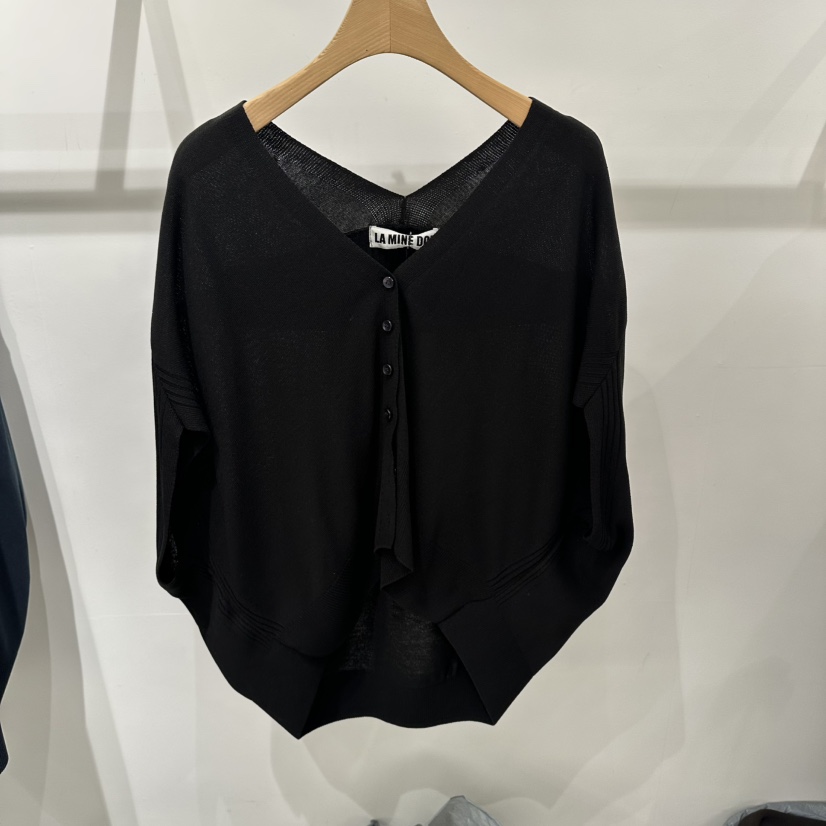 LAMINEDOR韓國代購女士新品26春夏職業熱賣真品推薦針織衫LA MINE DOR針織衫圖色3黑色
