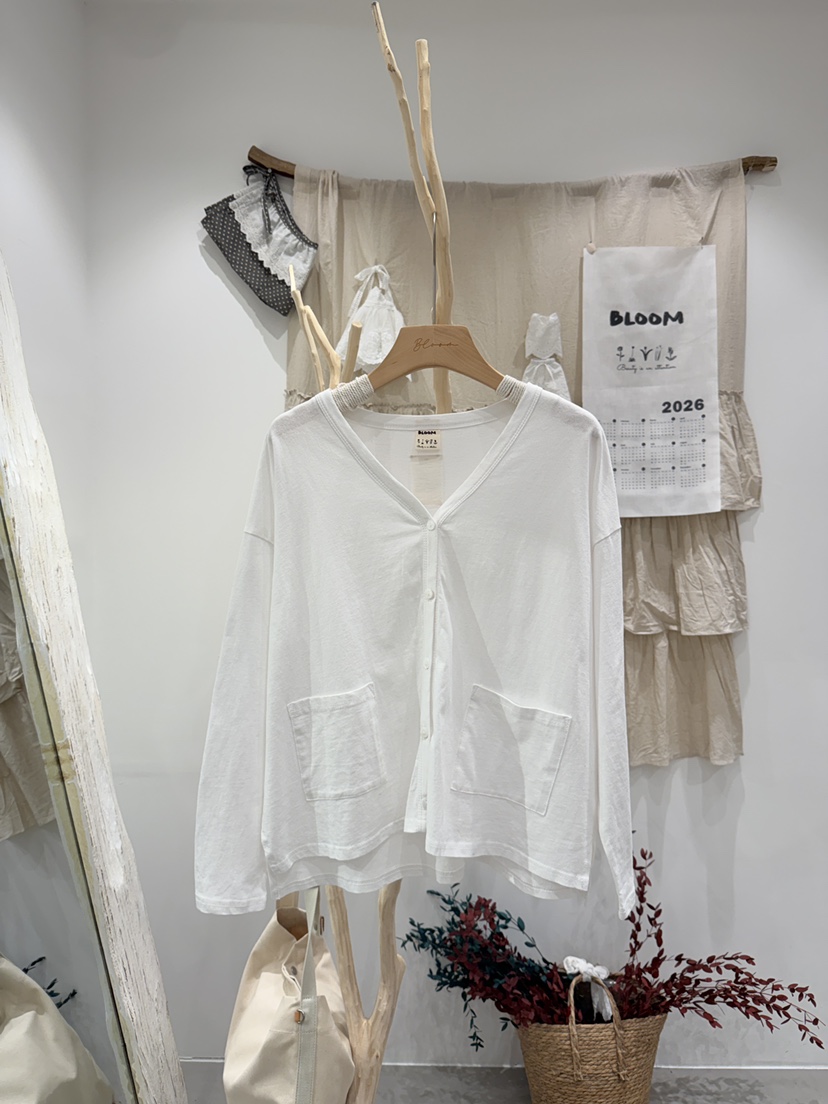 BLOOM韓國代購女士新品人氣熱賣休閑真品長袖T恤雙口袋開衫BLOOM-S長袖T恤圖色1