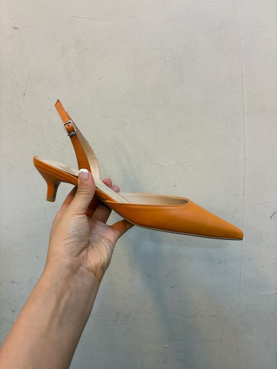 LOLITA韓國代購女裝新款真品推薦休閑熱賣人氣涼鞋拖鞋絨LOLITA涼鞋/拖鞋