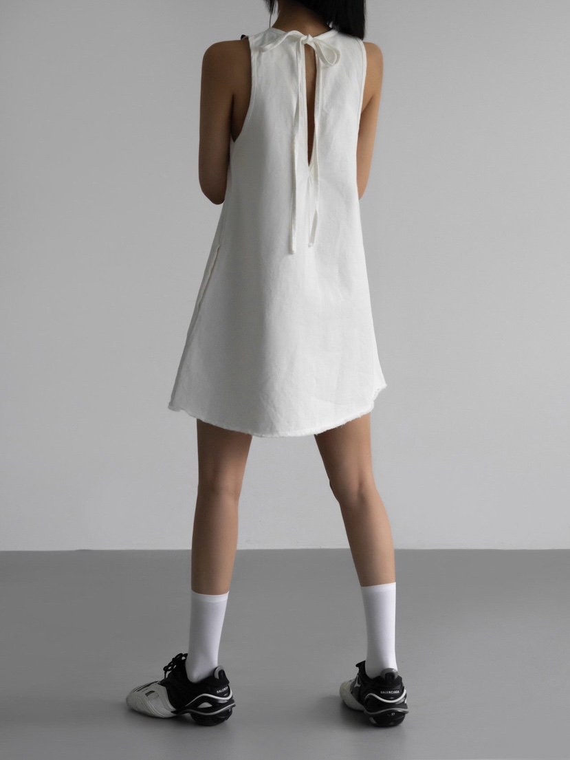 INSSENSE-A東大門實拍女裝新品推薦人氣26春夏連衣裙流蘇INSSENSE-A連衣裙