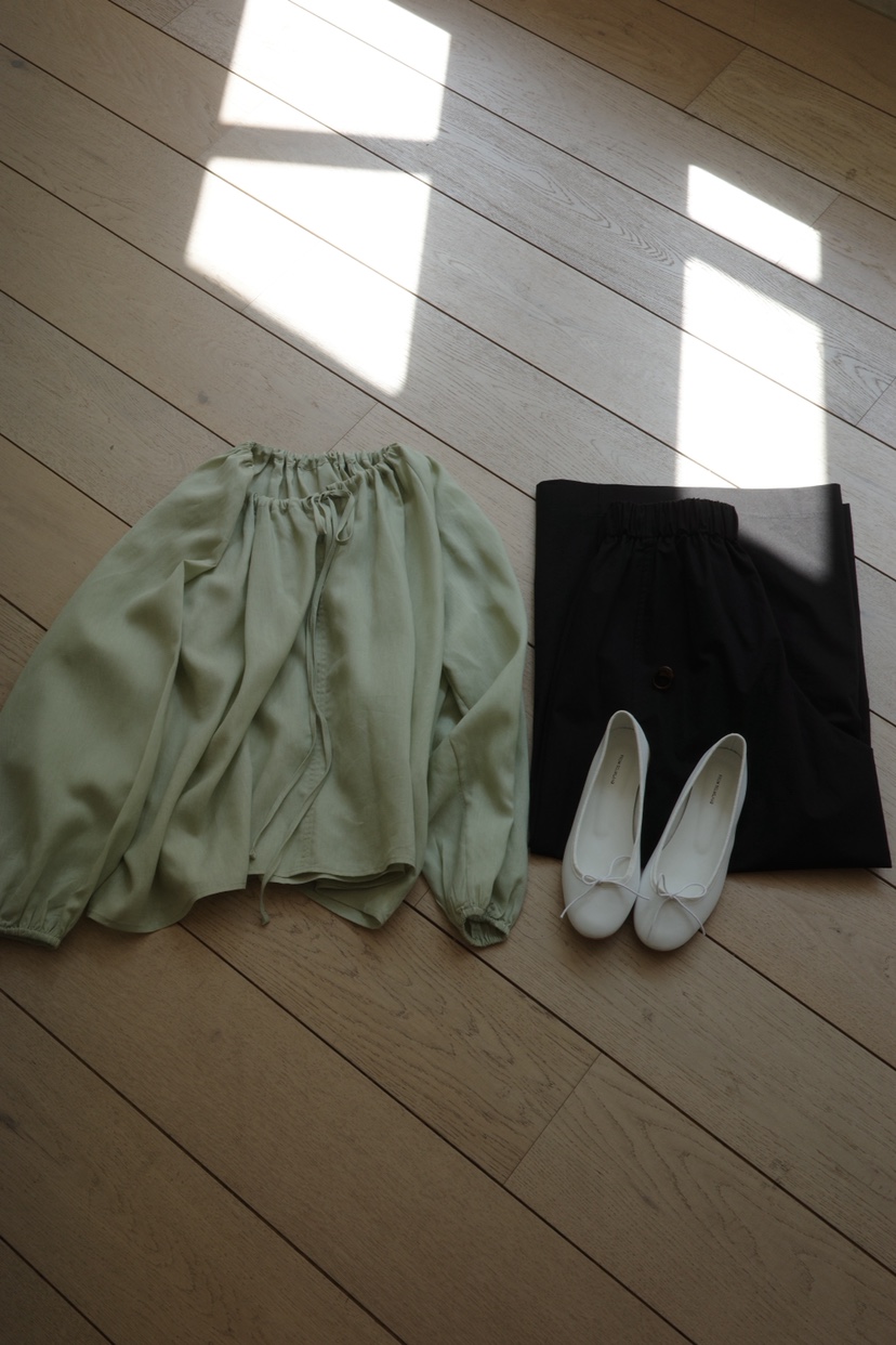 KERRY東大門實拍女士新款人氣時尚職業襯衫蕾絲衫亞麻布褶皺KERRY襯衫/蕾絲衫