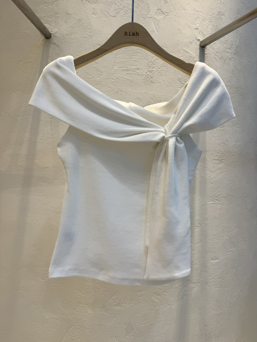 RIAH東大門實拍女裝新品26春夏時尚人氣真品職業推薦熱賣T恤RIAHT恤圖色2