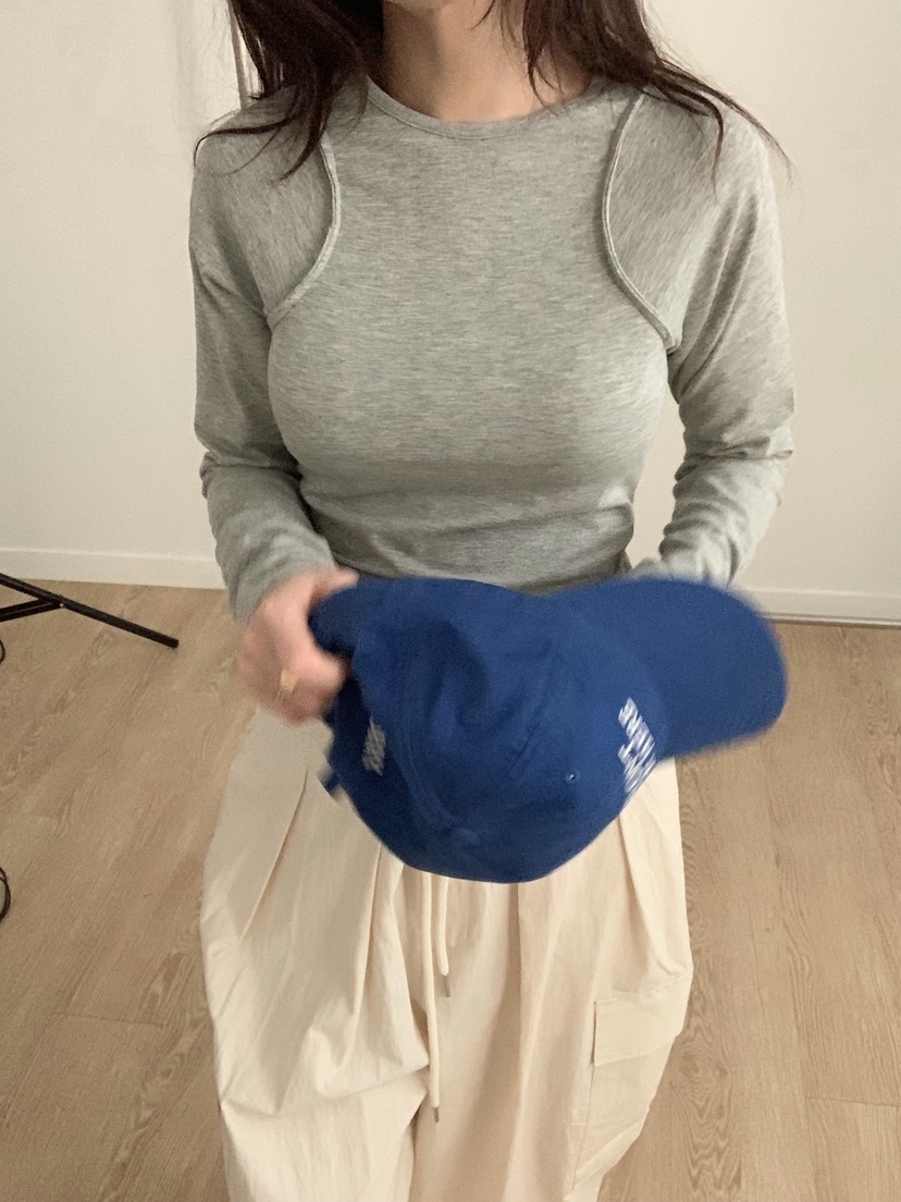 PLANTS ON GRAY東大門直郵女裝新品休閑人氣推薦長袖T恤PLANTS ON GRAY長袖T恤