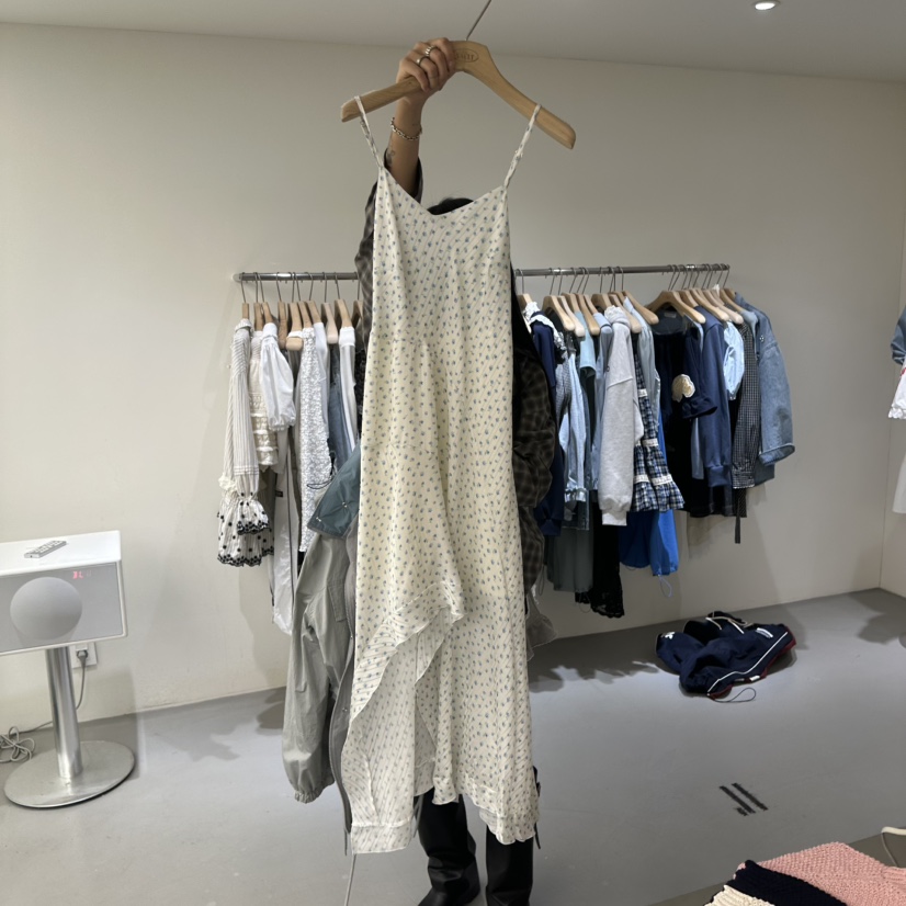 VAULT韓國代購女士新品熱賣推薦人氣職業26春夏連衣裙不含內搭VAULT連衣裙圖色2