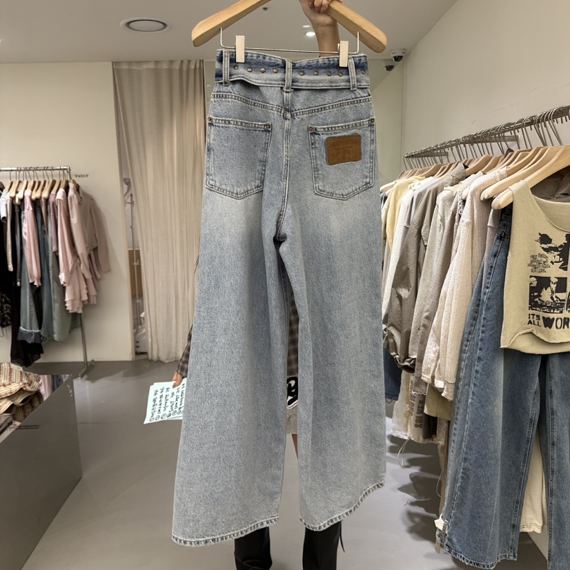 VAULT韓國直郵實拍女士新款推薦時尚熱賣休閑職業人氣牛仔褲VAULT牛仔褲