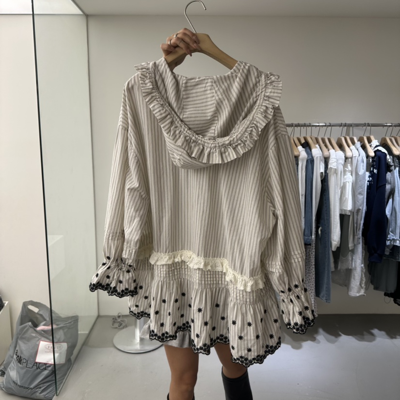 VAULT韓國直郵實拍女士新款休閑26春夏人氣襯衫蕾絲衫刺繡VAULT襯衫/蕾絲衫