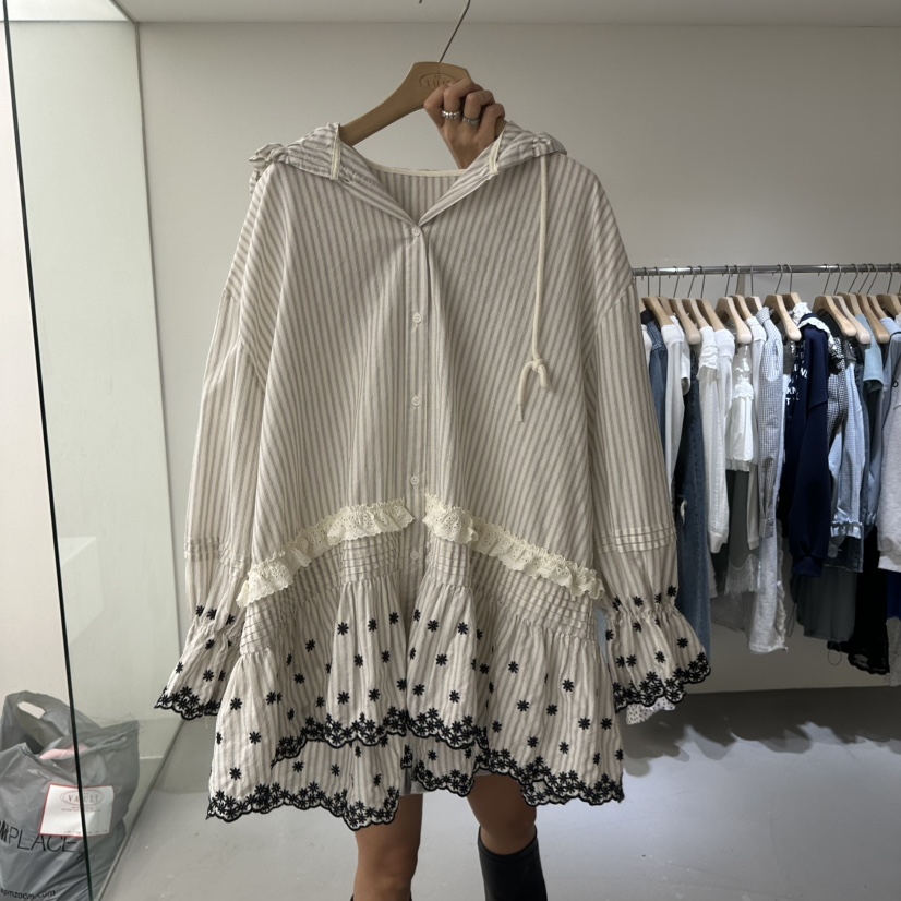 VAULT韓國直郵實拍女士新款休閑26春夏人氣襯衫蕾絲衫刺繡VAULT襯衫/蕾絲衫圖色1