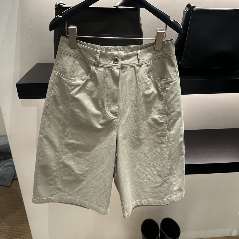 FEBRUARY 11韓國代購女裝新品熱賣時尚人氣26春夏休閑短褲FEBRUARY 11短褲圖色1米色