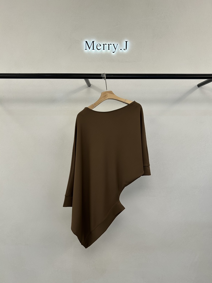 MERRY-J韓國直郵女裝新款時尚人氣26春夏推薦休閑熱賣T恤MERRY-JT恤