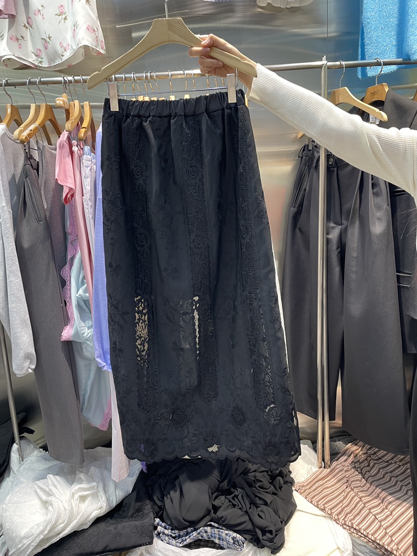 MENDL S韓國直郵女士新品休閑人氣26春夏熱賣推薦長裙刺繡MENDL S長裙圖色2