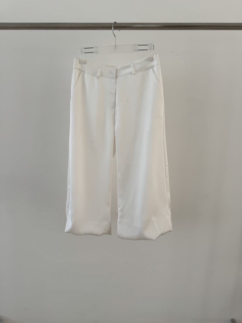 MAINT韓國代購女裝新品休閑人氣時尚熱賣職業26春夏推薦短褲MAINT短褲圖色1