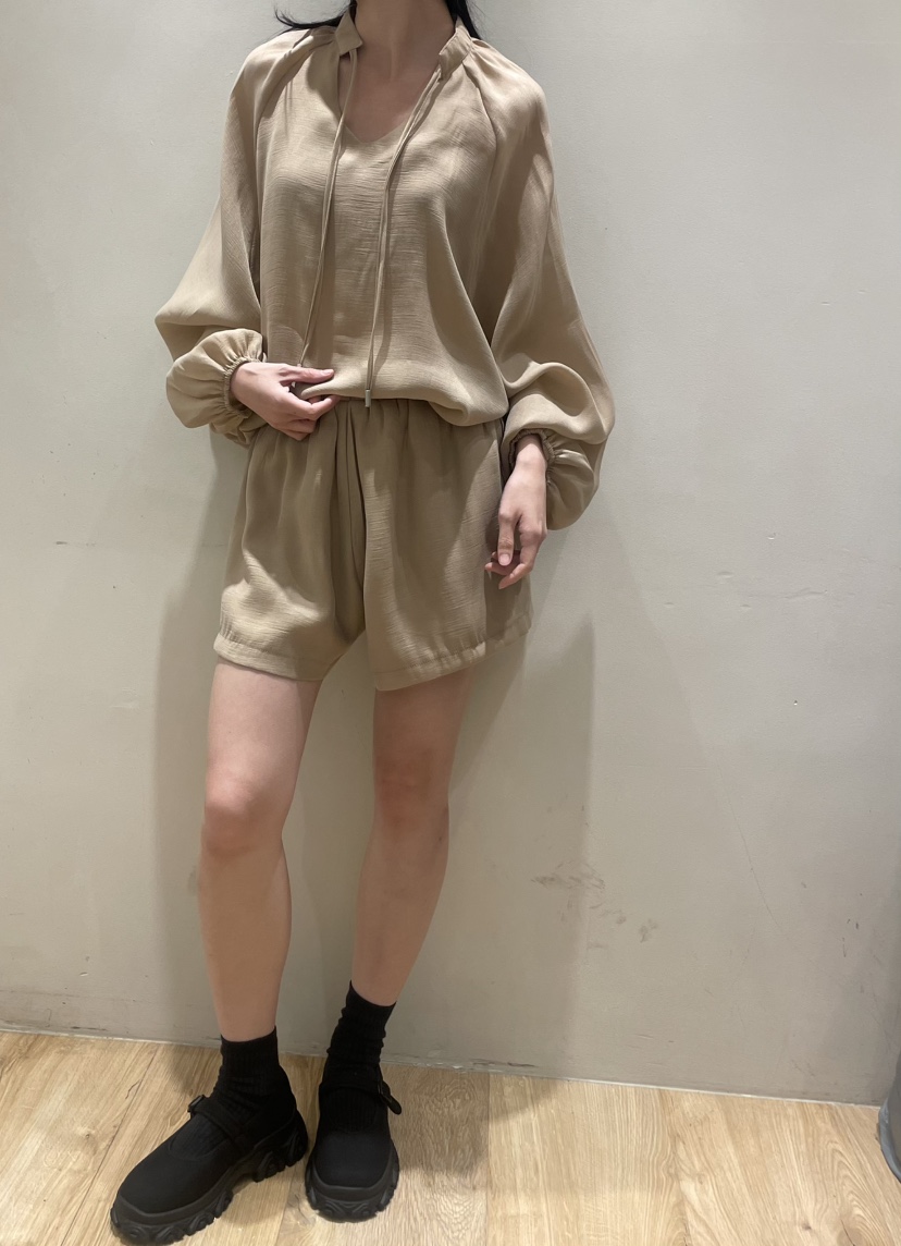 NEOUL韓國東大門代購女裝新款26春夏休閑熱賣職業推薦套裝NEOUL/ahin雙領標簽套裝