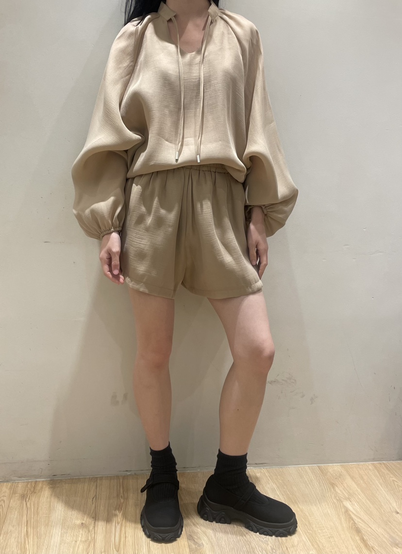 NEOUL韓國東大門代購女裝新款26春夏休閑熱賣職業推薦套裝NEOUL/ahin雙領標簽套裝