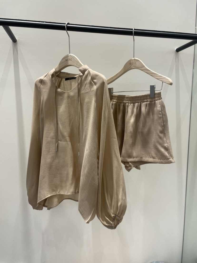 NEOUL韓國東大門代購女裝新款26春夏休閑熱賣職業推薦套裝NEOUL/ahin雙領標簽套裝