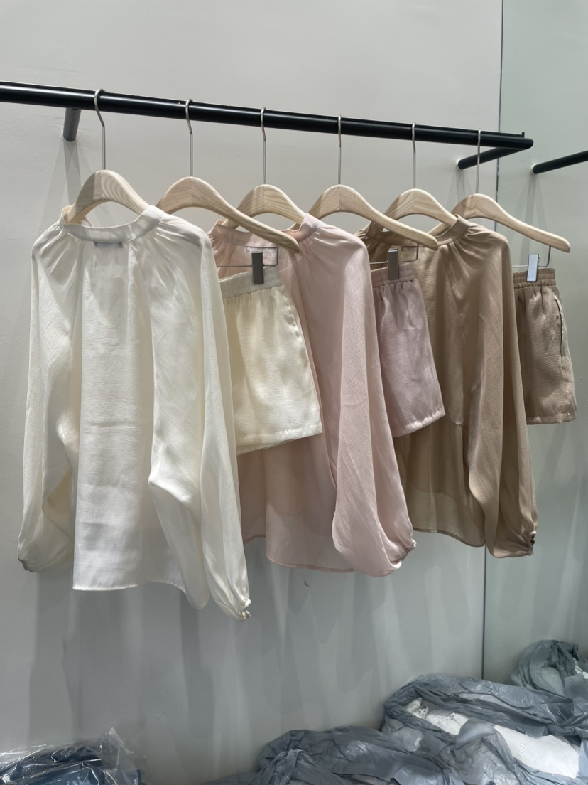 NEOUL韓國東大門代購女裝新款26春夏休閑熱賣職業推薦套裝NEOUL/ahin雙領標簽套裝