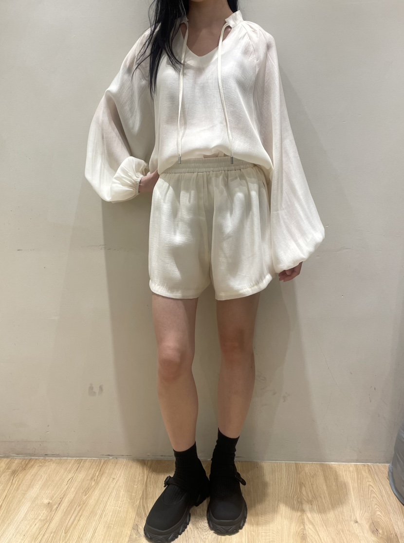 NEOUL韓國東大門代購女裝新款26春夏休閑熱賣職業推薦套裝NEOUL/ahin雙領標簽套裝圖色2