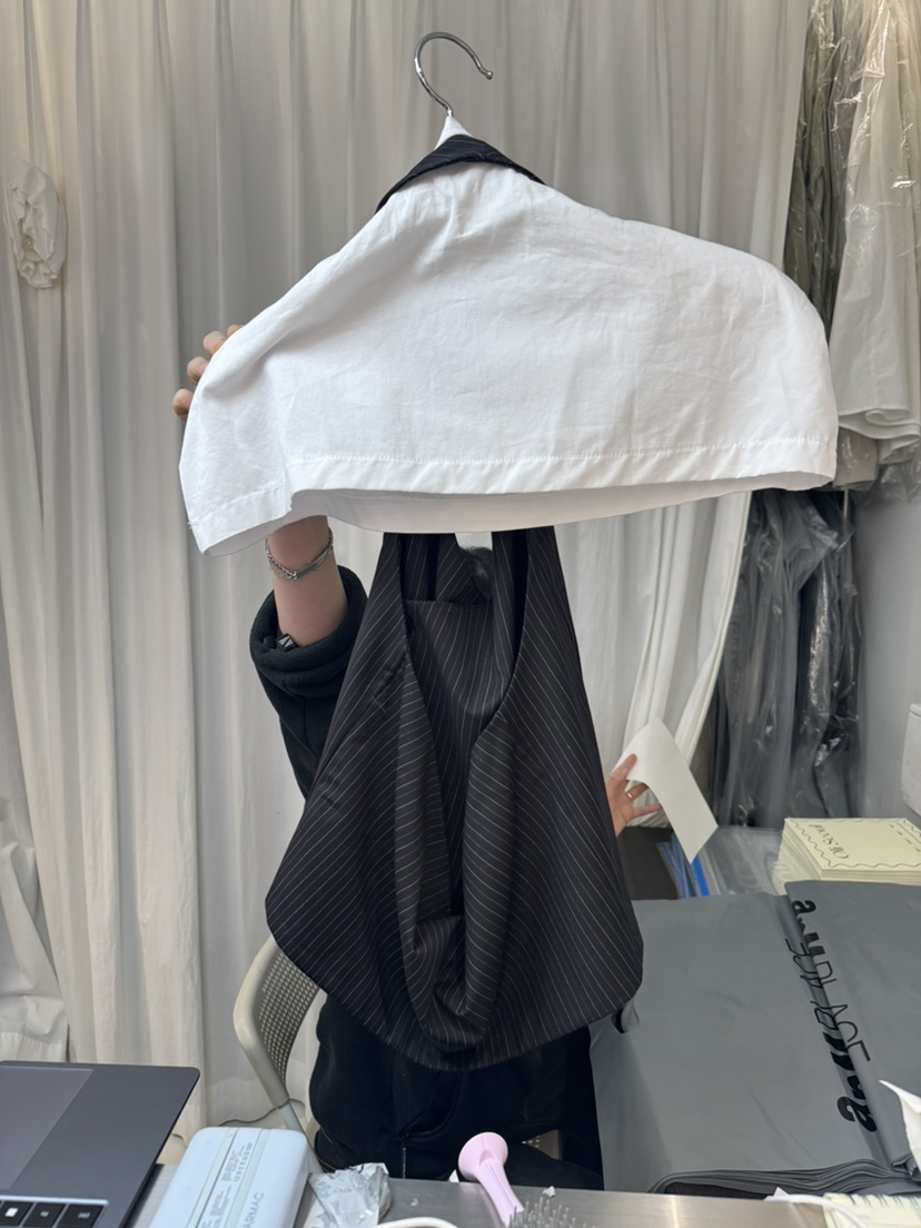 OLI SEOUL韓國直郵實拍女士新品休閑推薦熱賣職業吊帶背心OLI SEOUL吊帶/背心