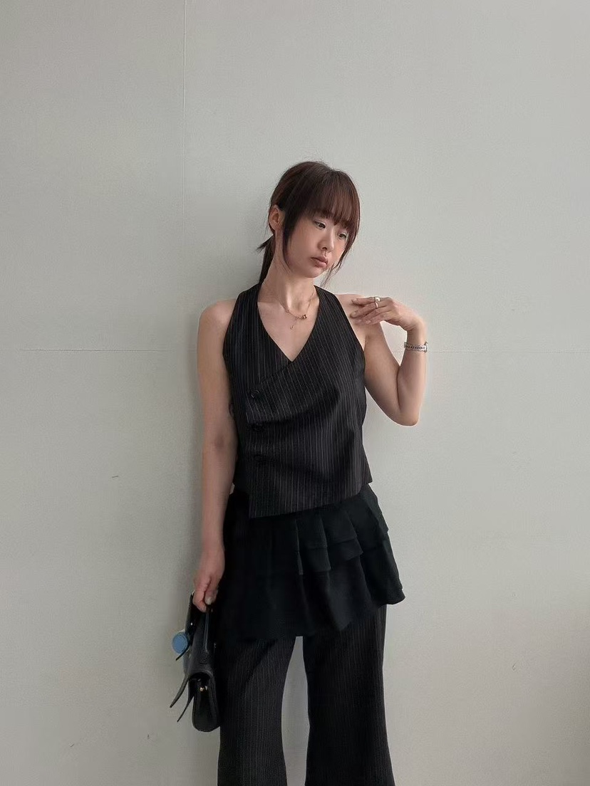 OLI SEOUL韓國直郵實拍女士新品休閑推薦熱賣職業吊帶背心OLI SEOUL吊帶/背心