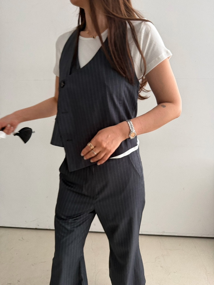 OLI SEOUL韓國直郵實拍女士新品休閑推薦熱賣職業吊帶背心OLI SEOUL吊帶/背心