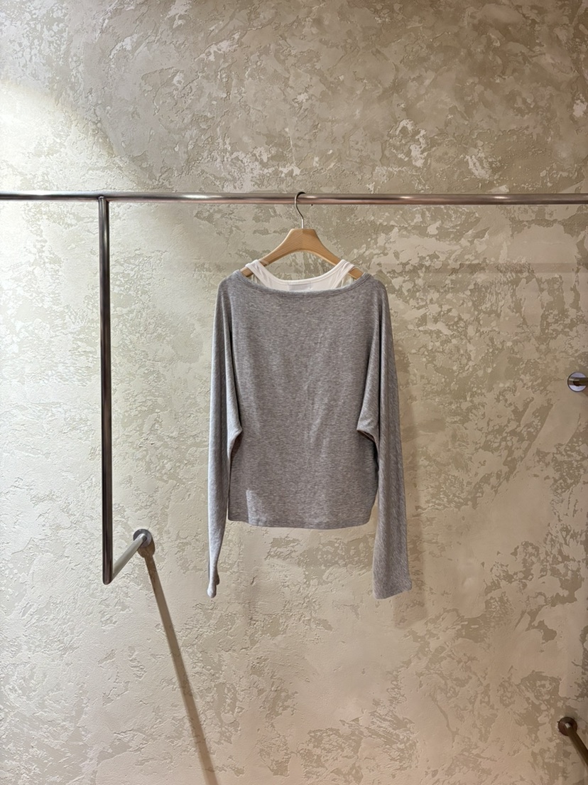 PIN-UP韓國直郵女士新款推薦人氣熱賣職業26春夏長袖T恤PIN-UP長袖T恤