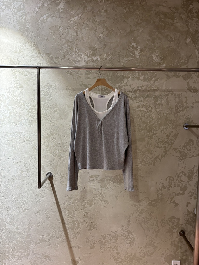 PIN-UP韓國直郵女士新款推薦人氣熱賣職業26春夏長袖T恤PIN-UP長袖T恤圖色1