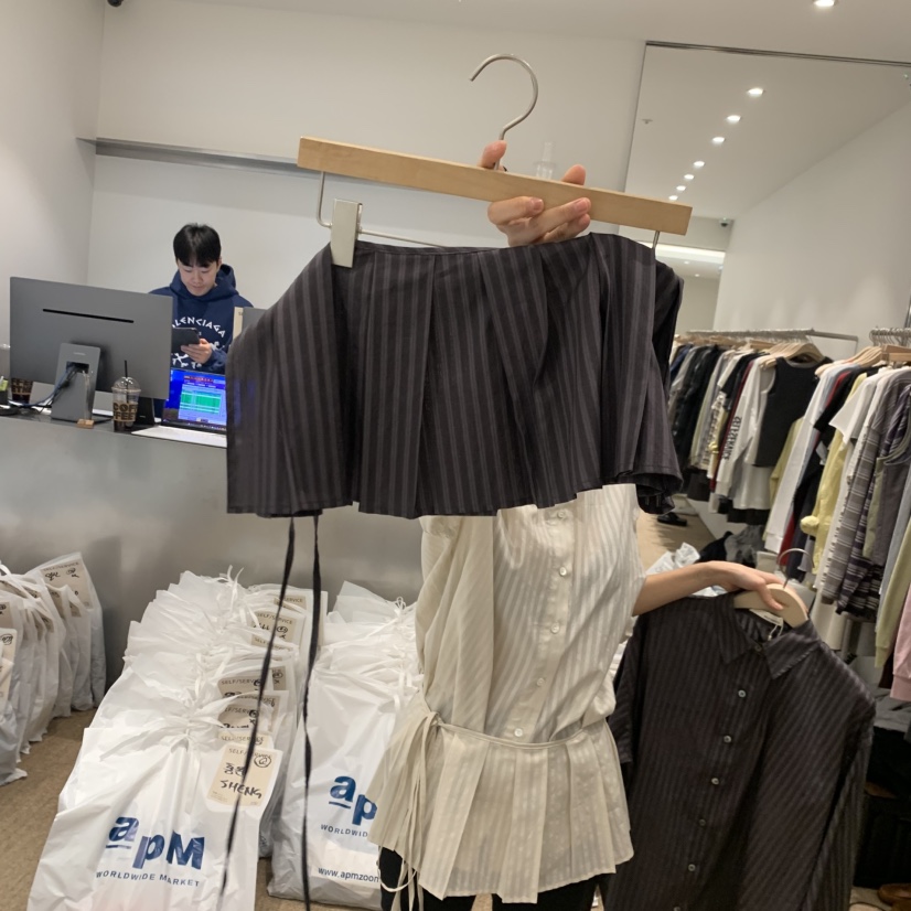 SELF SERVICE韓國直郵實拍女士新款推薦熱賣休閑短裙透明SELF SERVICE短裙