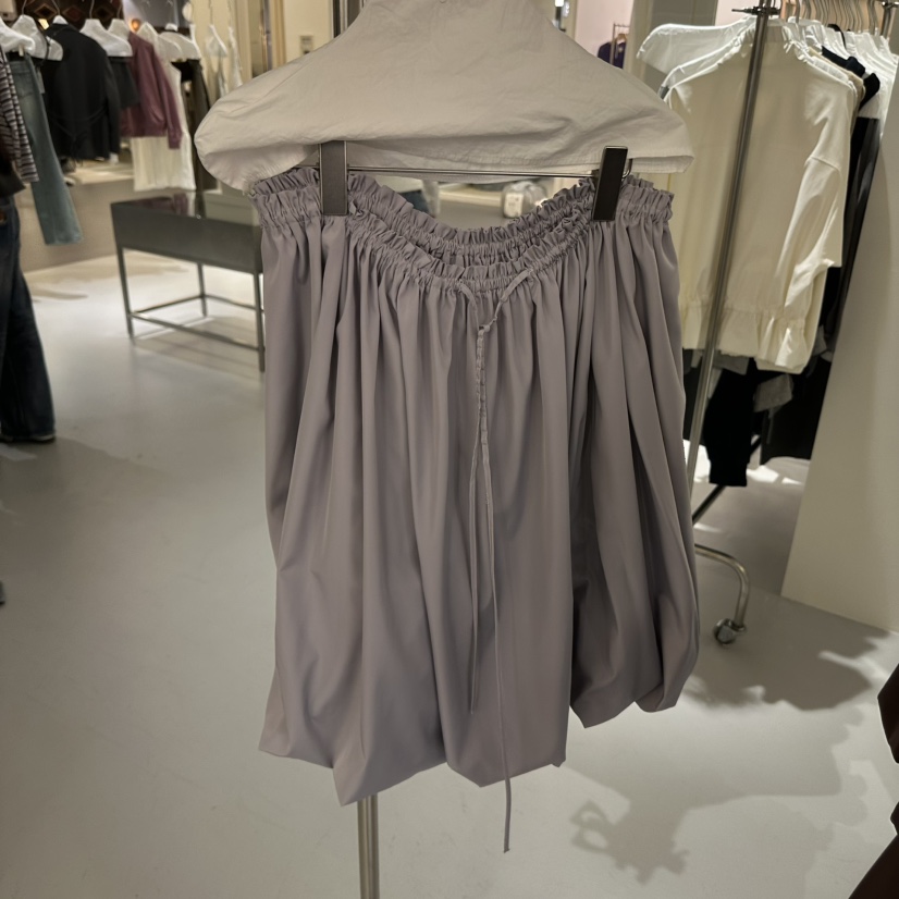 LOVE YOU SO MUCH/MORE THAN YESTERDAY韓國東大門直郵女裝新品休閑短裙LYSM/MORE THAN YESTERDAY短裙圖色1