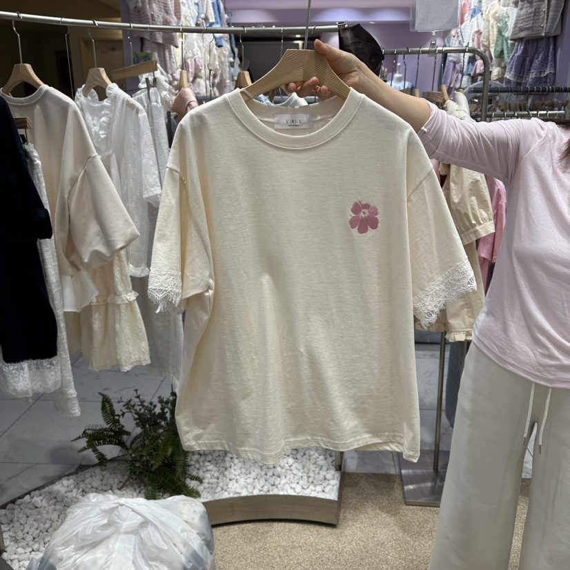 VIRUS韓國東大門直郵女士新品推薦26春夏休閑人氣T恤花朵VIRUST恤圖色1