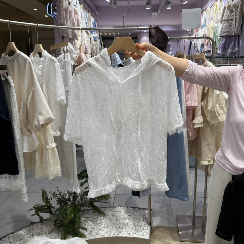 VIRUS韓國直郵實拍女士新款推薦職業26春夏襯衫蕾絲衫兔子VIRUS襯衫/蕾絲衫圖色1