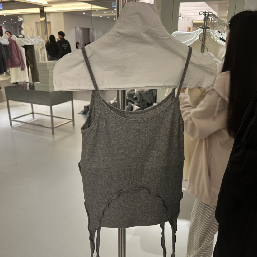 LOVE YOU SO MUCH/MORE THAN YESTERDAY韓國東大門代購女裝新品時尚吊帶背心LYSM/MORE THAN YESTERDAY吊帶/背心圖色1