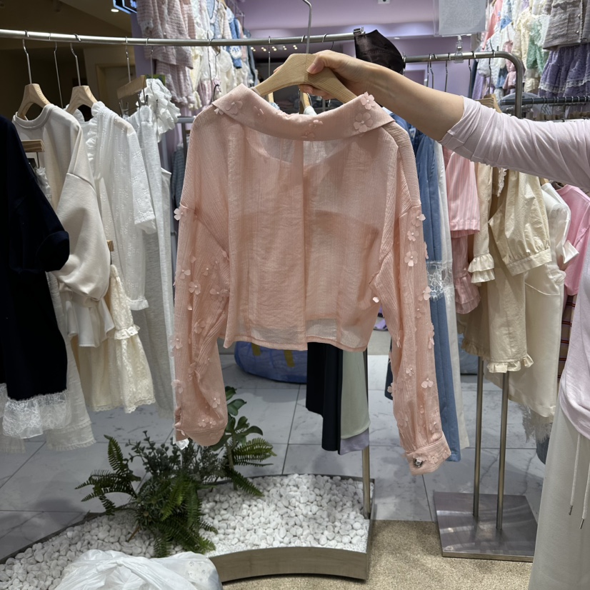 VIRUS韓國直郵實拍女裝新品時尚人氣推薦職業熱賣襯衫蕾絲衫VIRUS襯衫/蕾絲衫